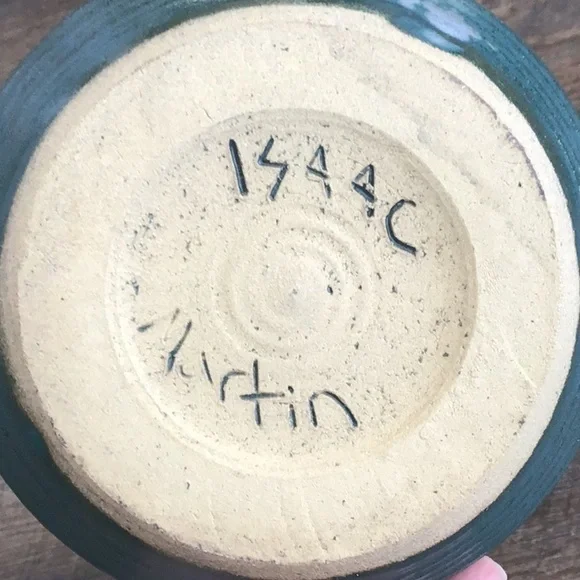 Clay teapot signed by Isaac Martin - Picture 4 of 7